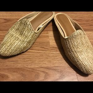 Rattan mule slides